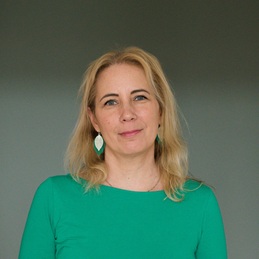 Kökény Andrea